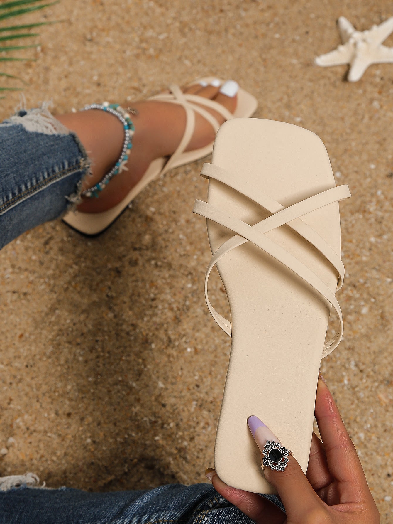Flat Slippers Women Strap-cross Sandals Summer Beach Shoes