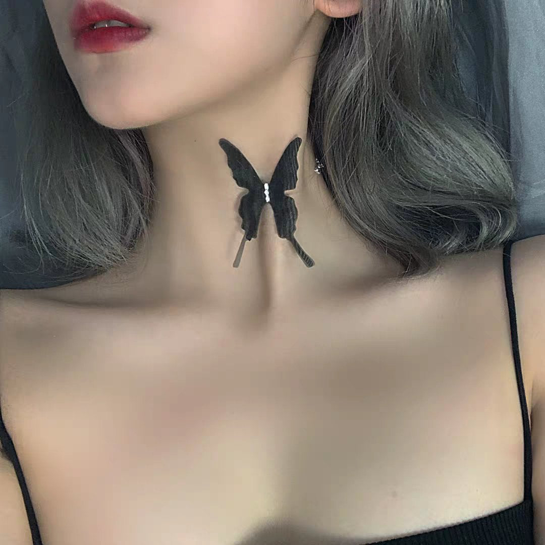 Japan And South Korea Diamond Black Butterfly Elf Choker Clavicle Necklace Female
