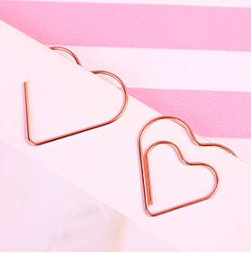 Shaped paper clip