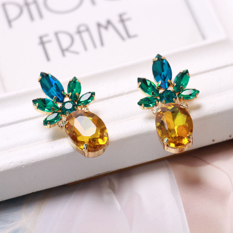 Clip drill Korean version of the creative fashion temperament hypoallergenic simple fruit pineapple earrings