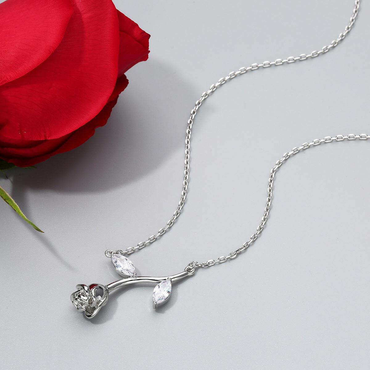 Exquisite Rose Pendant Necklace