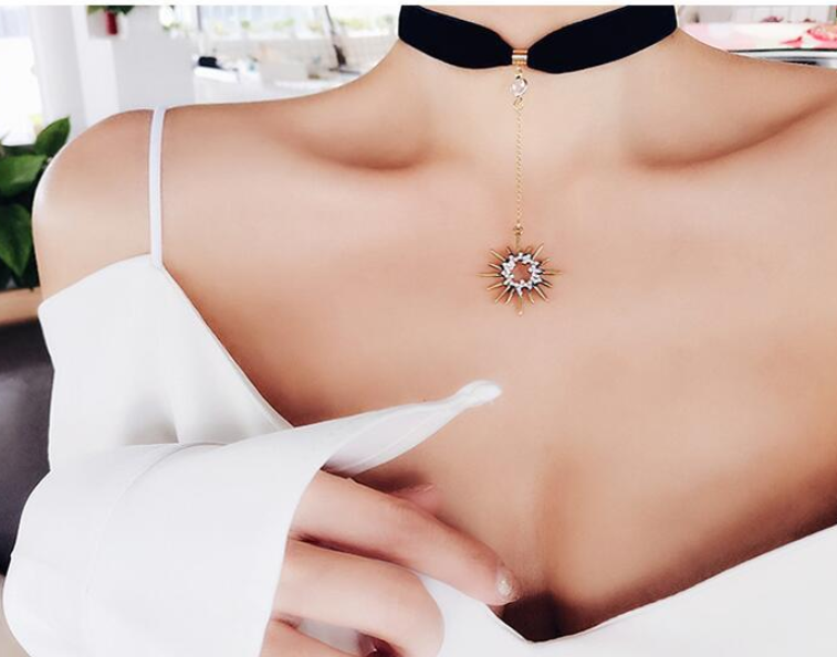 The same paragraph Swan neck star clavicle neck strap Neck jewelry CHOKER necklace female