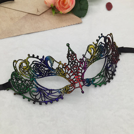 Small Pointed Metallic Lace Masquerade Mask