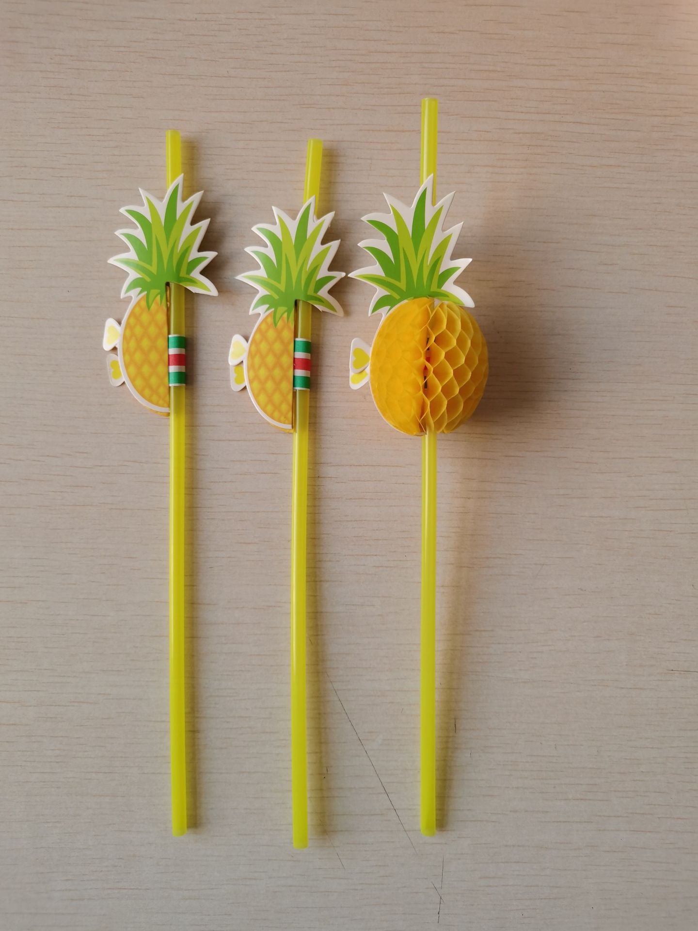 Creative Pineapple Shape Artistic Straw Pp Material