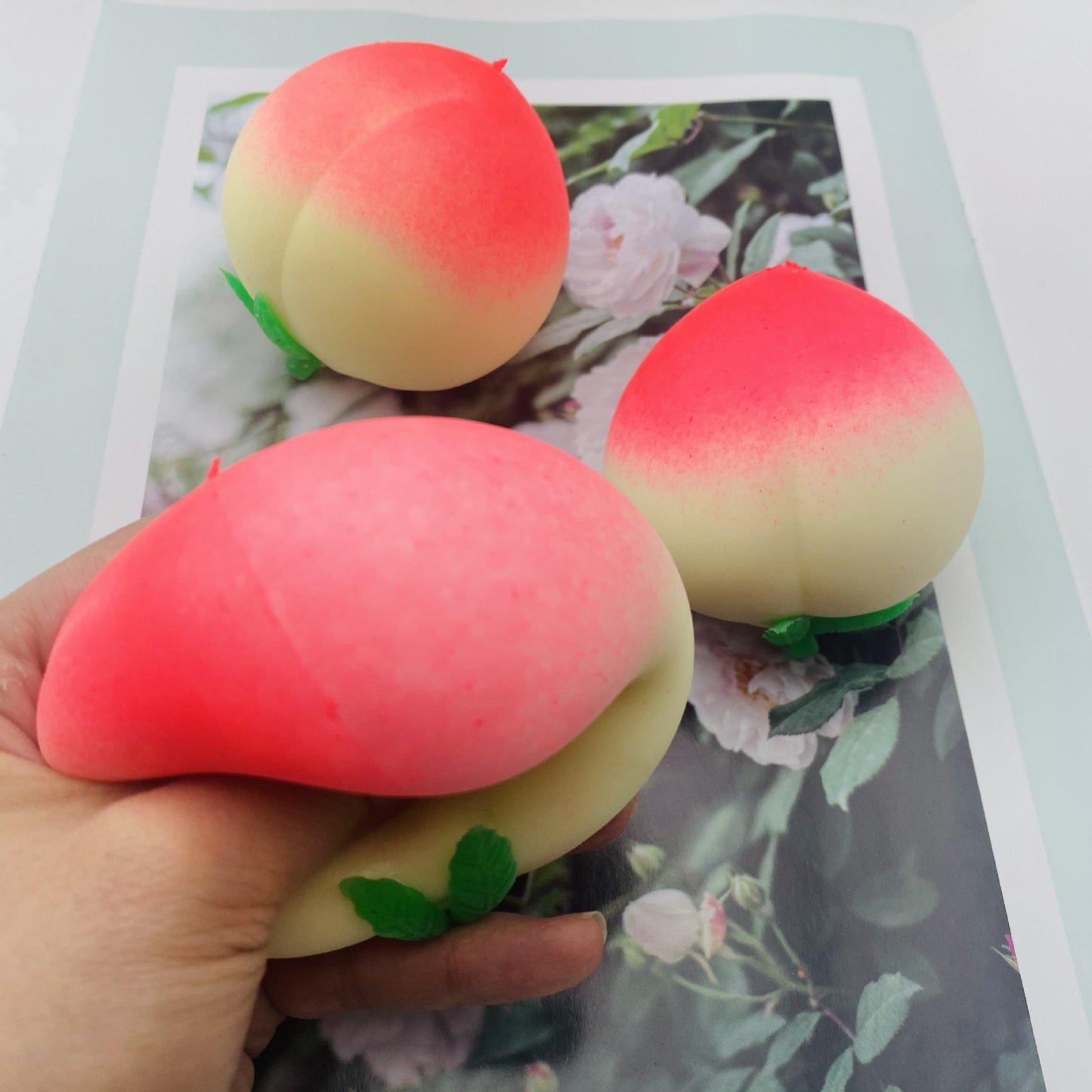 Soft Rubber Peach Vent Ball Fruit Squeeze Music